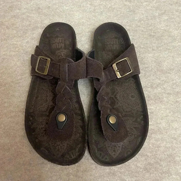 Muk Luks Brown Suede Braided Slip On Thong Sandals Women’s Size 7 - Picture 3 of 8